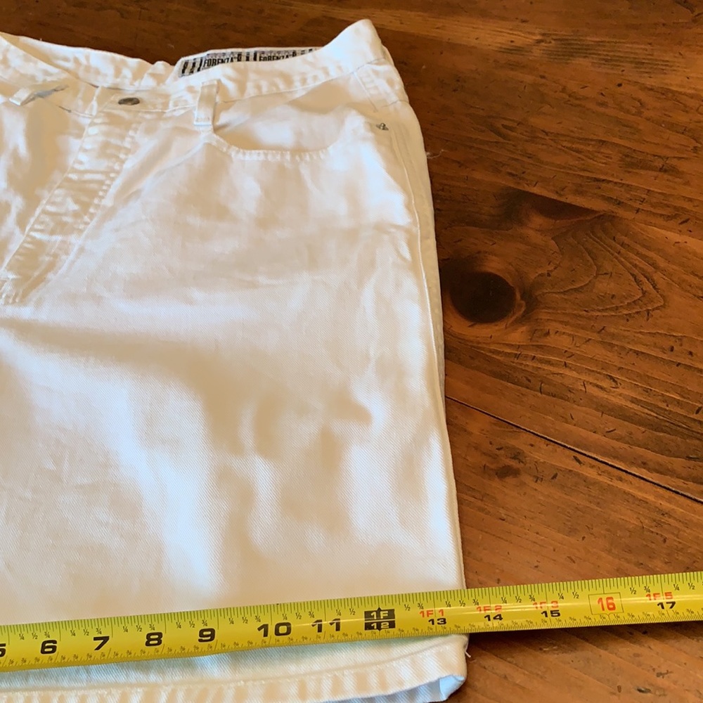 ** Authentic Forenza White Jean Shorts L - Picture 9 of 16